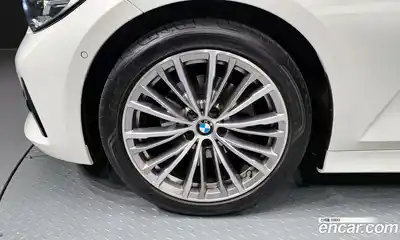 BMW 3-Series 2021 2.0 Автомат в Москве № 762621, миниатюра 5