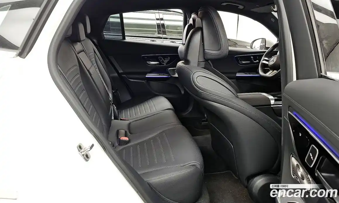 Mercedes-Benz GLC-Class 2025 2.0 Автомат в Москве № 763666, фото 11