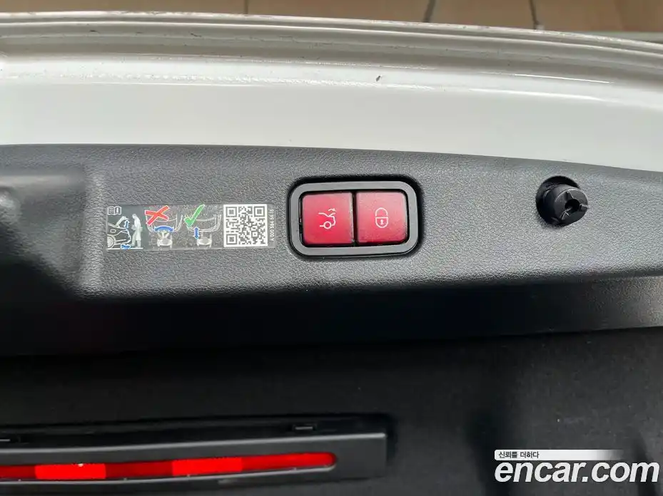 Mercedes-Benz E-Class 2024 2.0 Автомат в Москве № 763970, фото 16