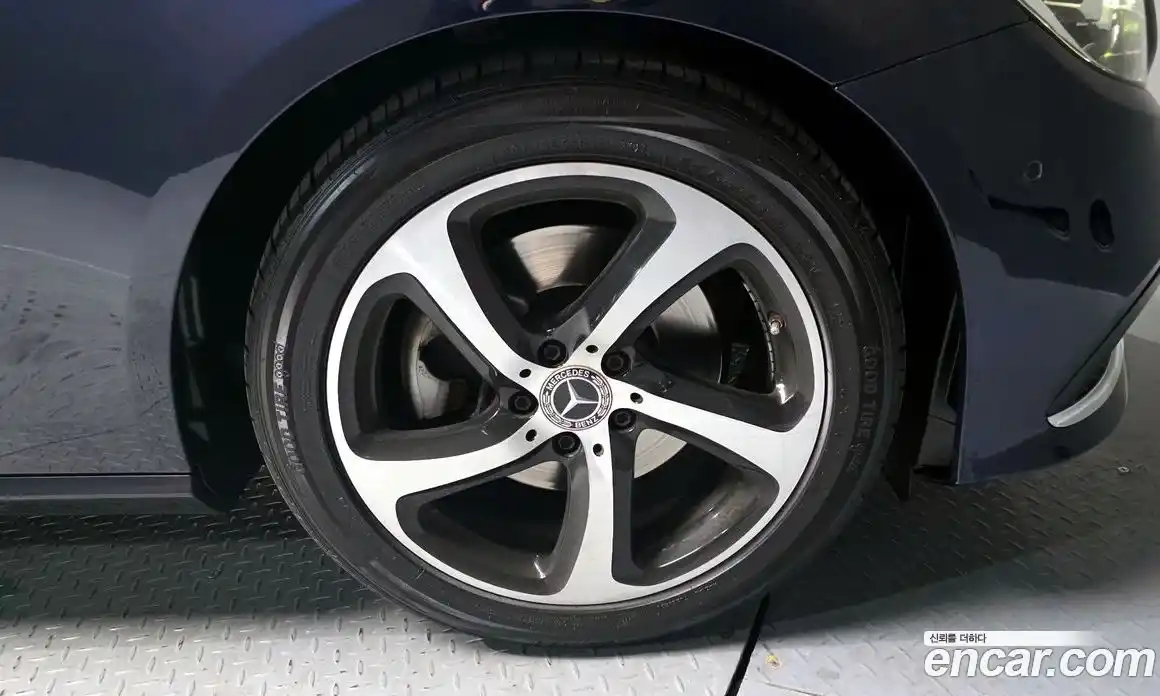 Mercedes-Benz E-Class 2021 2.0 Автомат в Москве № 764194, фото 5