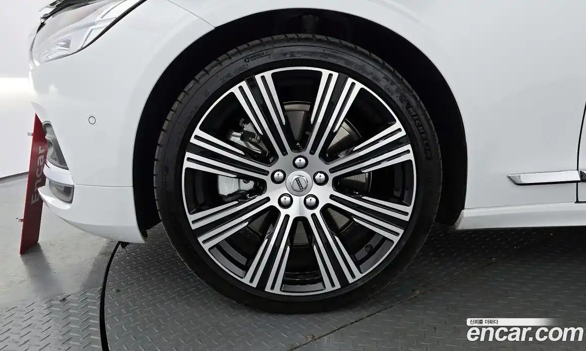 Volvo S90 2024 2.0 Автомат в Москве № 765394, фото 5