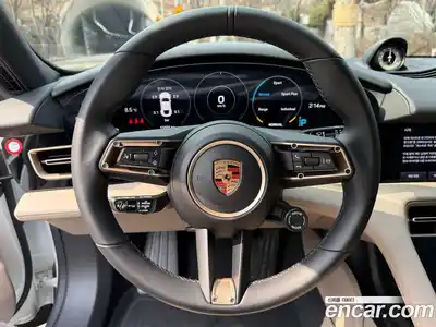 Porsche Taycan 2023 0.1 Автомат в Москве № 765487, миниатюра 11