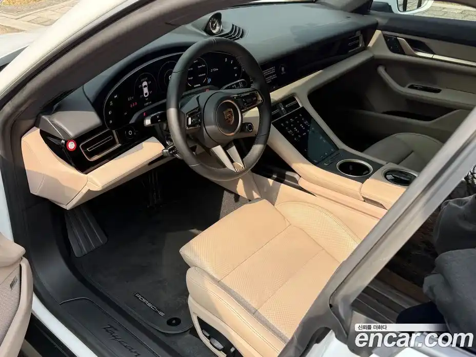 Porsche Taycan 2023 0.1 Автомат в Москве № 765487, фото 8