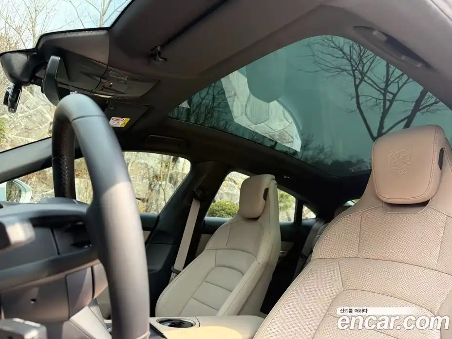 Porsche Taycan 2023 0.1 Автомат в Москве № 765487, фото 10