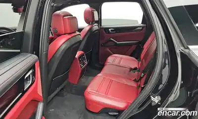 Porsche Cayenne 2021 3.0 Автомат в Москве № 765616, миниатюра 11