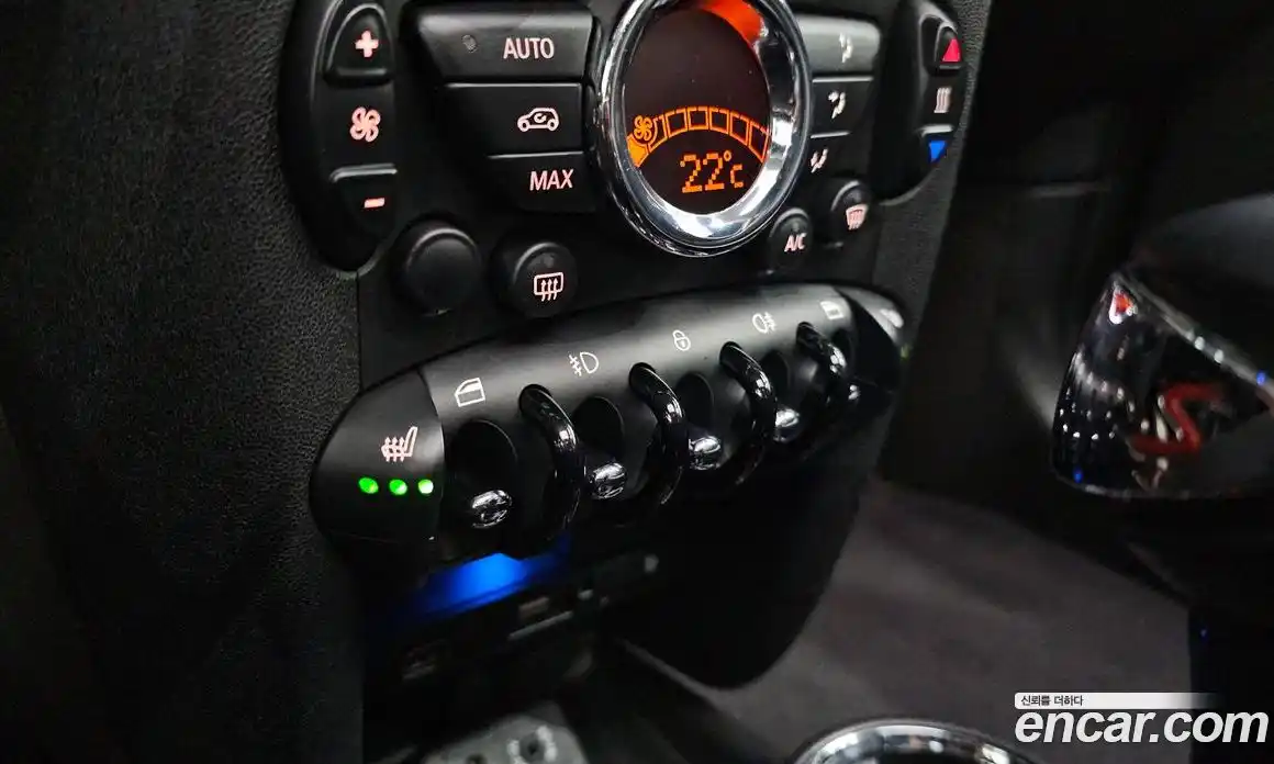 Mini Cooper 2013 1.6 Автомат в Москве № 766268, фото 18