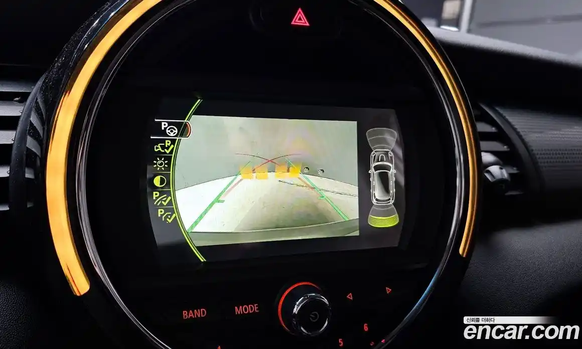 Mini Cooper 2017 1.5 Автомат в Москве № 766271, фото 16