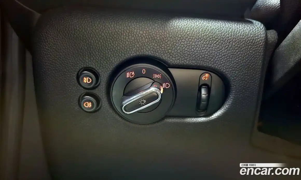 Mini Cooper 2017 1.5 Автомат в Москве № 766271, фото 19