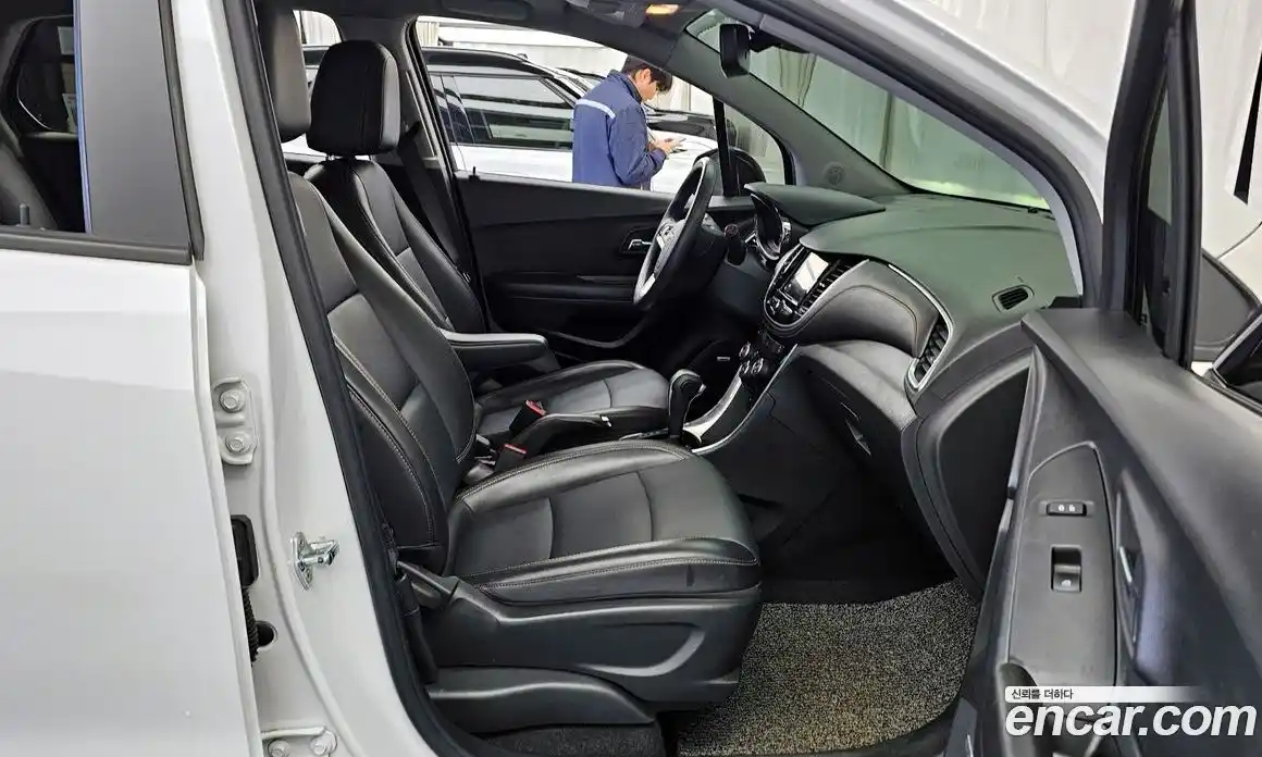 Chevrolet Trax 2020 1.4 Автомат в Москве № 103753, фото 11