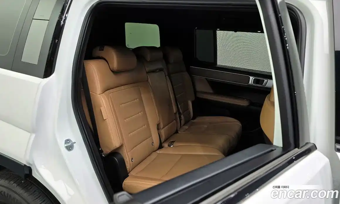 Hyundai Santa Fe 2023 1.6 Автомат в Москве № 108216, фото 13