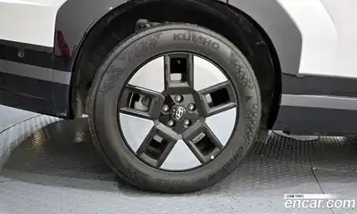 Hyundai Santa Fe 2023 1.6 Автомат в Москве № 108216, миниатюра 5