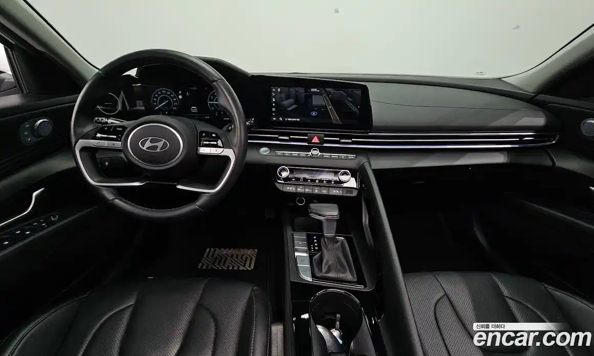 Hyundai Avante 2023 1.6 Автомат в Москве № 125734, фото 7