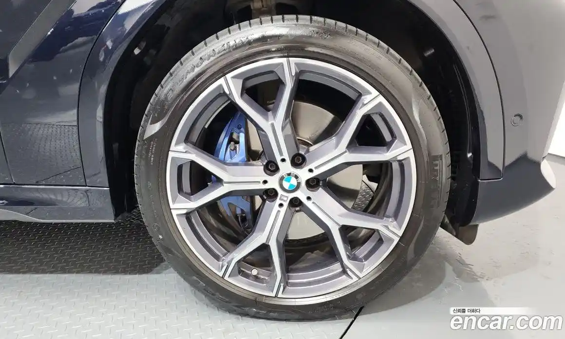 BMW X6 2022 3.0 Автомат в Москве № 157145, фото 5