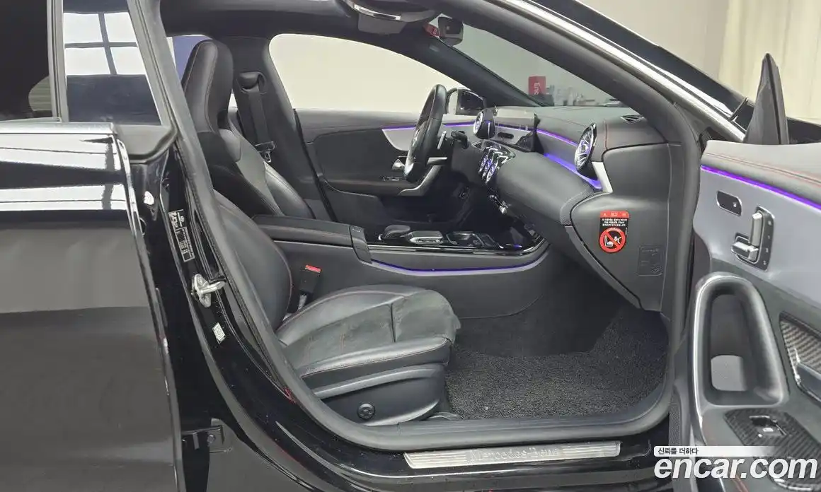 Mercedes-Benz CLA-Class 2021 2.0 Автомат в Москве № 161467, фото 11