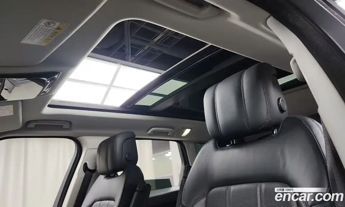 Land Rover Range-Rover Sport 2018 3.0 Автомат в Москве № 166465, фото 17