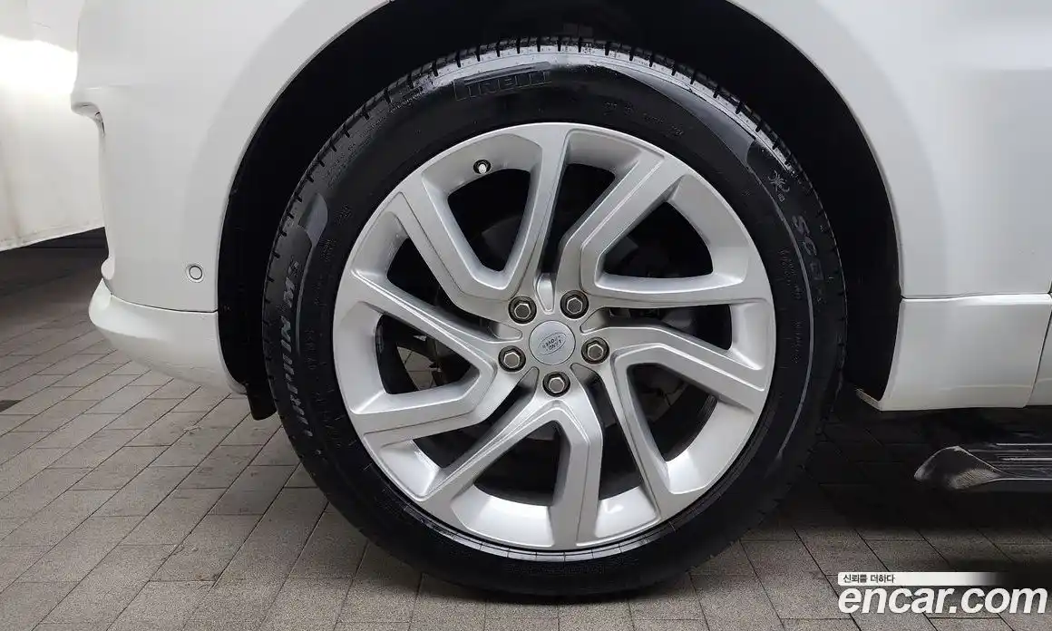 Land Rover Range-Rover Sport 2018 3.0 Автомат в Москве № 166465, фото 5