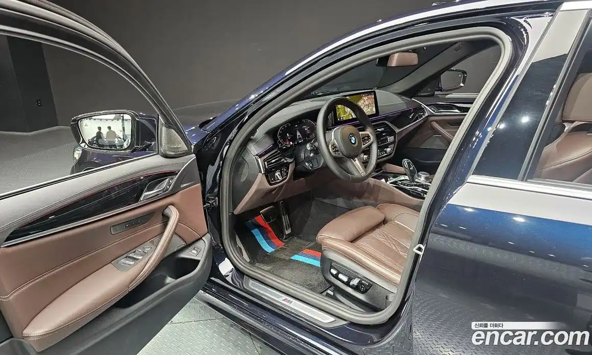 BMW 5-Series 2023 2.0 Автомат в Москве № 188997, фото 11