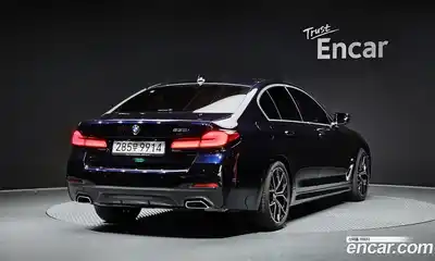 BMW 5-Series 2023 2.0 Автомат в Москве № 188997, миниатюра 2