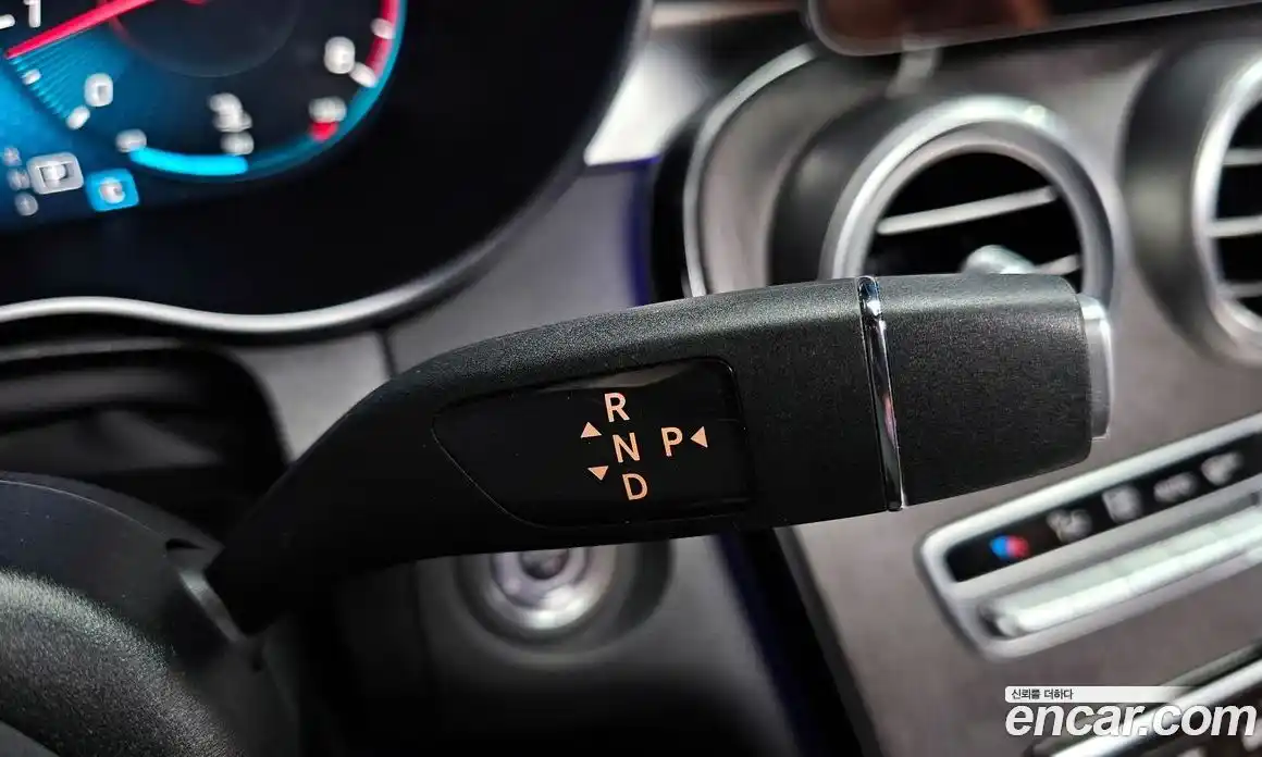 Mercedes-Benz GLC-Class 2020 2.0 Автомат в Москве № 195648, фото 9