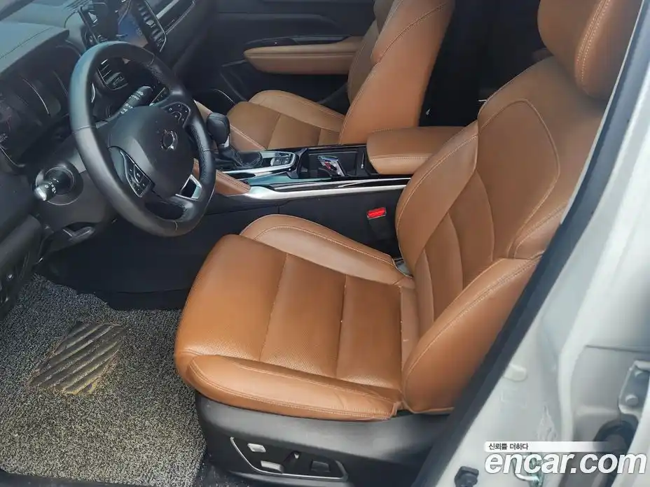 Renault QM6 2024 2.0 Автомат в Москве № 205835, фото 12