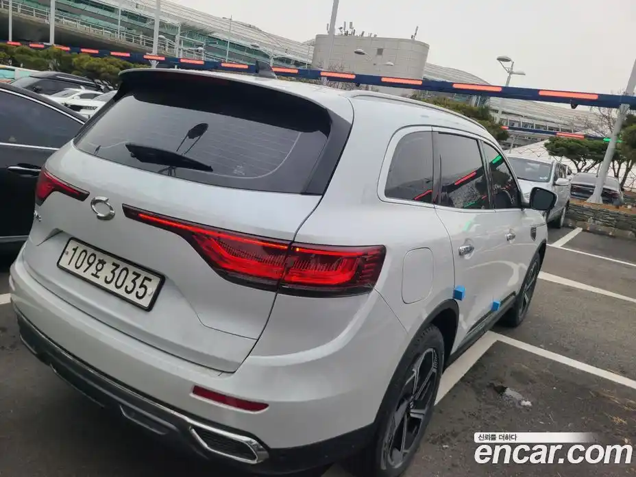 Renault QM6 2024 2.0 Автомат в Москве № 205835, фото 3