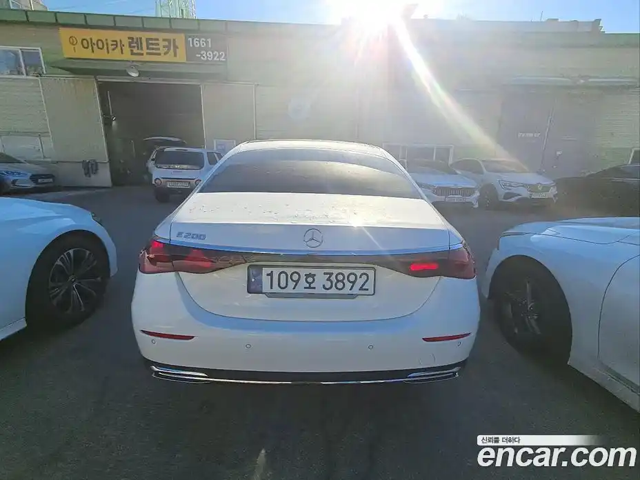 Mercedes-Benz E-Class 2024 2.0 Автомат в Москве № 206650, фото 4