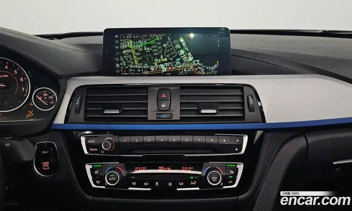 BMW 3-Series 2018 2.0 Автомат в Москве № 211664, фото 14