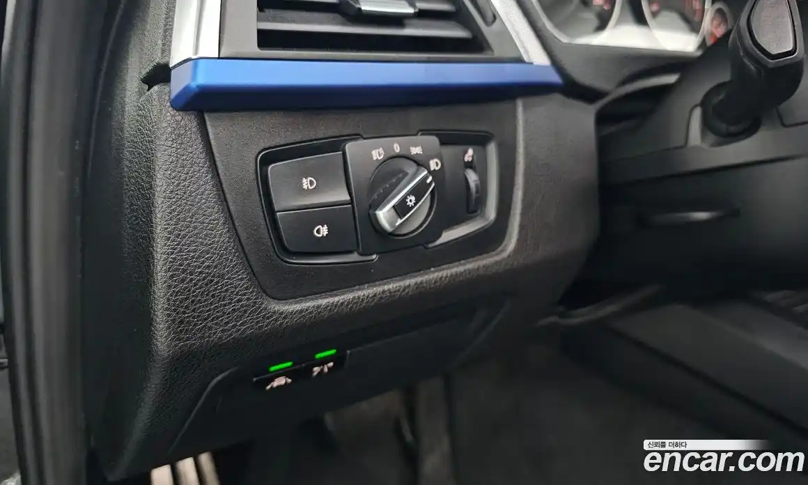 BMW 3-Series 2018 2.0 Автомат в Москве № 211664, фото 19