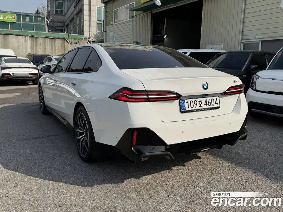 BMW 5-Series 2026 2.0 Автомат в Москве № 227618, фото 4