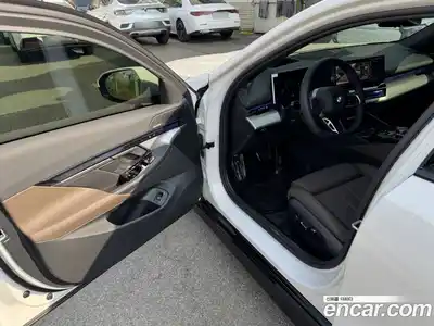 BMW 5-Series 2026 2.0 Автомат в Москве № 227618, миниатюра 7