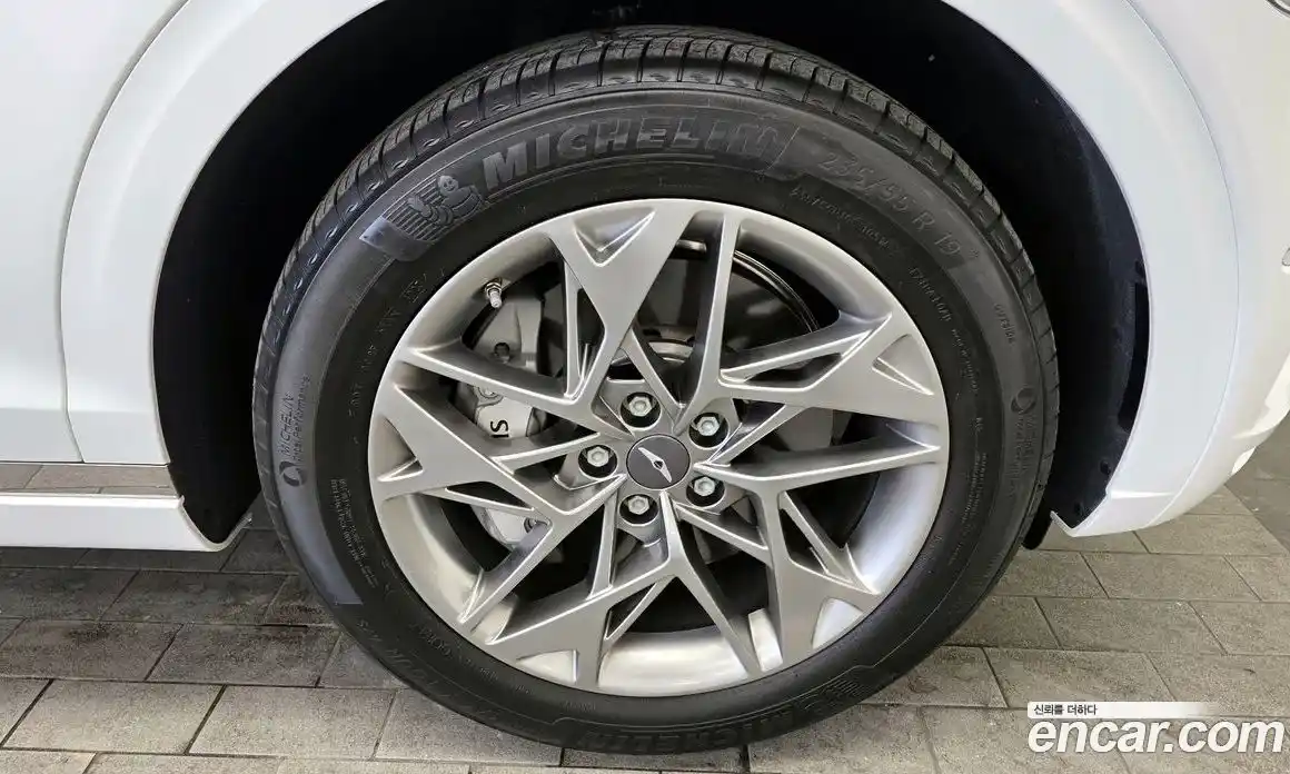 Genesis GV70 2023 2.5 Автомат в Москве № 27417, фото 5