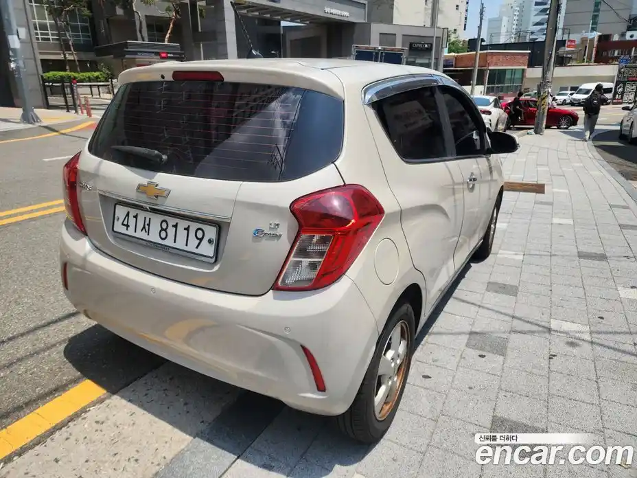 Chevrolet Spark 2017 1.0 Автомат в Москве № 328031, фото 4