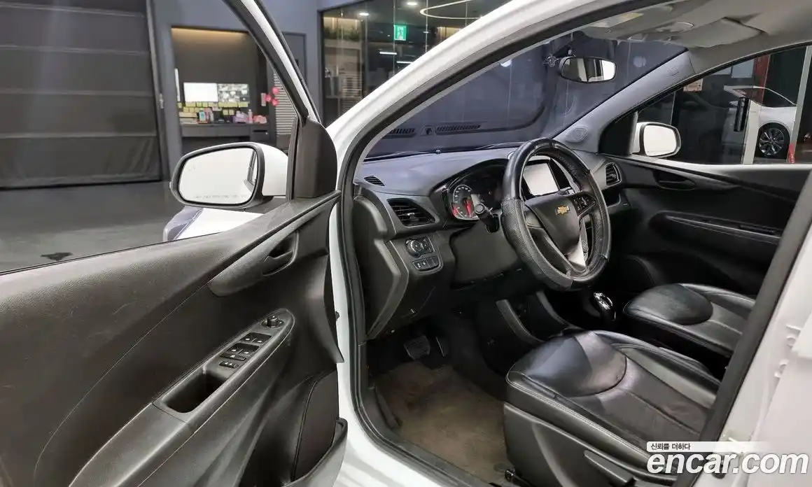 Chevrolet Spark 2017 1.0 Автомат в Москве № 39967, фото 11