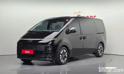 Hyundai Staria, 2023