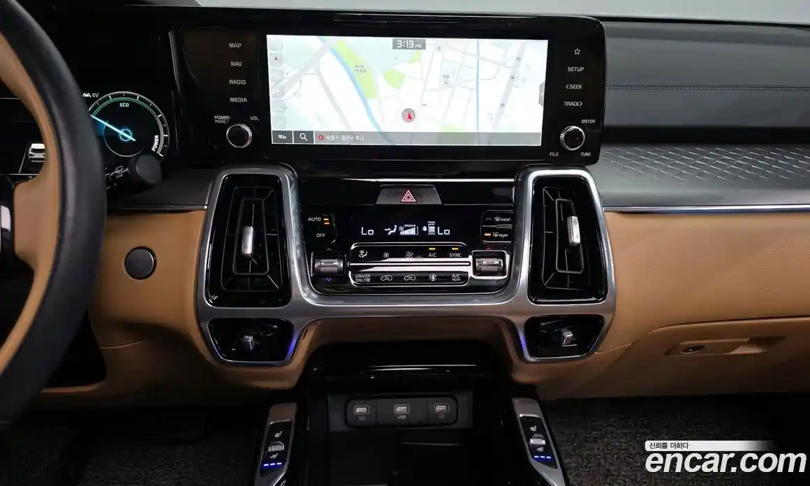 Kia Sorento 2022 1.6 Автомат в Москве № 51226, фото 13