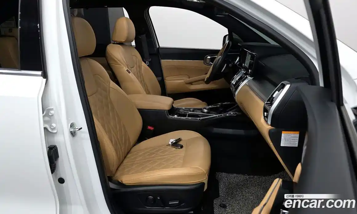 Kia Sorento 2022 1.6 Автомат в Москве № 51226, фото 10