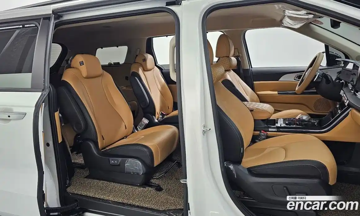 Kia Canival 2021 2.2 гидро в Москве № 53722, фото 11