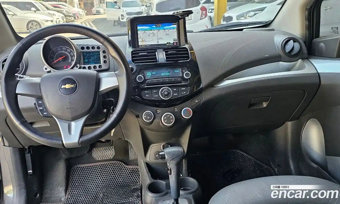 Chevrolet Spark 2013 1.0 Автомат в Москве № 67420, фото 9