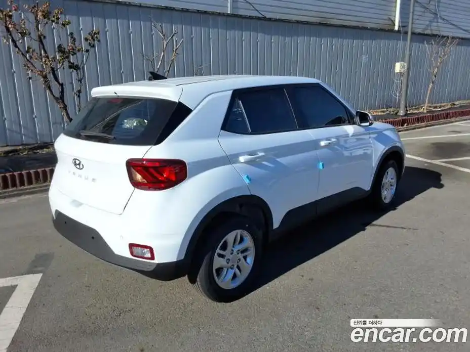 Hyundai Venue 2025 1.6 Автомат в Москве № 714094, фото 14