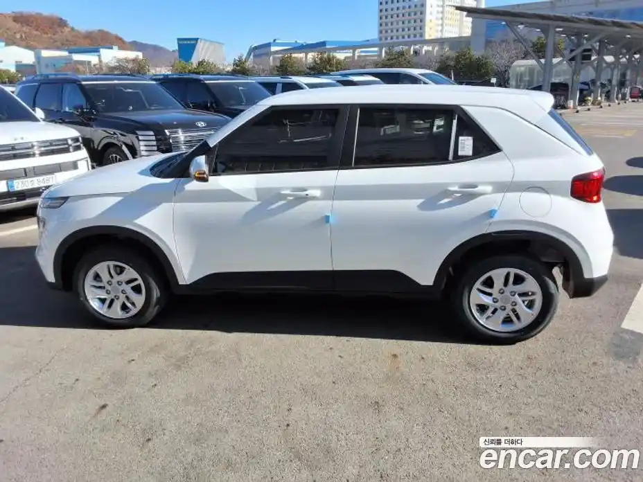 Hyundai Venue 2025 1.6 Автомат в Москве № 714094, фото 6