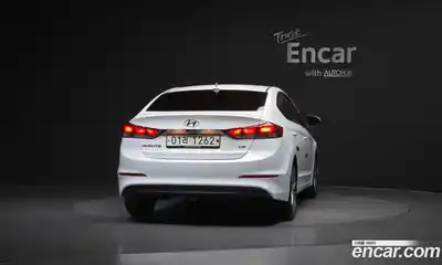 Hyundai Avante 2017 1.6 Автомат в Москве № 714295, миниатюра 4