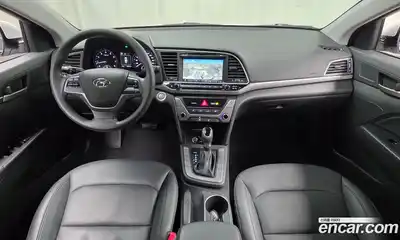 Hyundai Avante 2017 1.6 Автомат в Москве № 714295, миниатюра 7