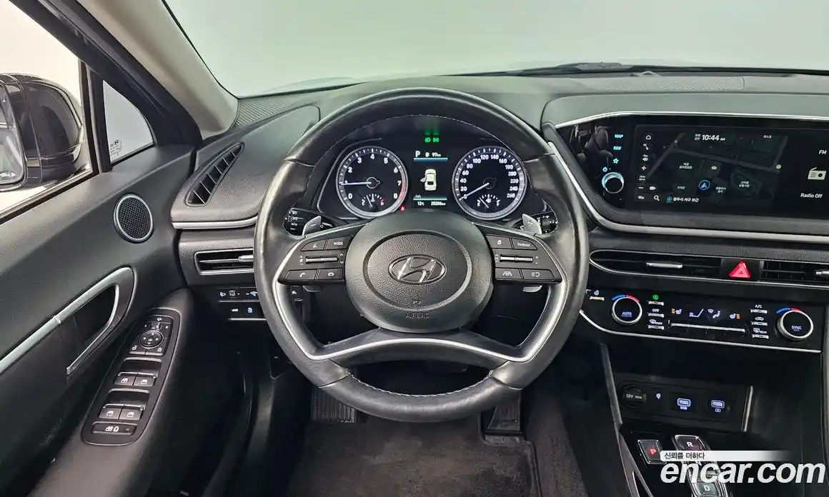 Hyundai Sonata 2023 2.0 Автомат в Москве № 714298, фото 13