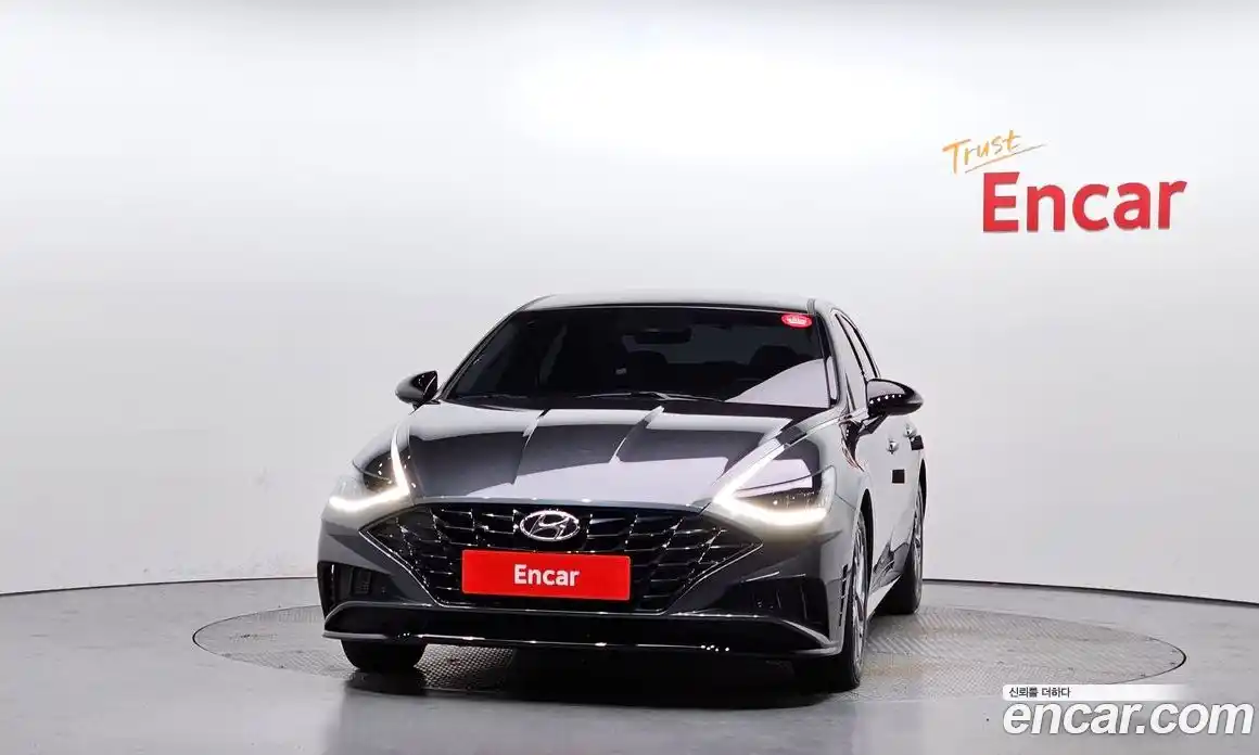 Hyundai Sonata 2023 2.0 Автомат в Москве № 714298, фото 3