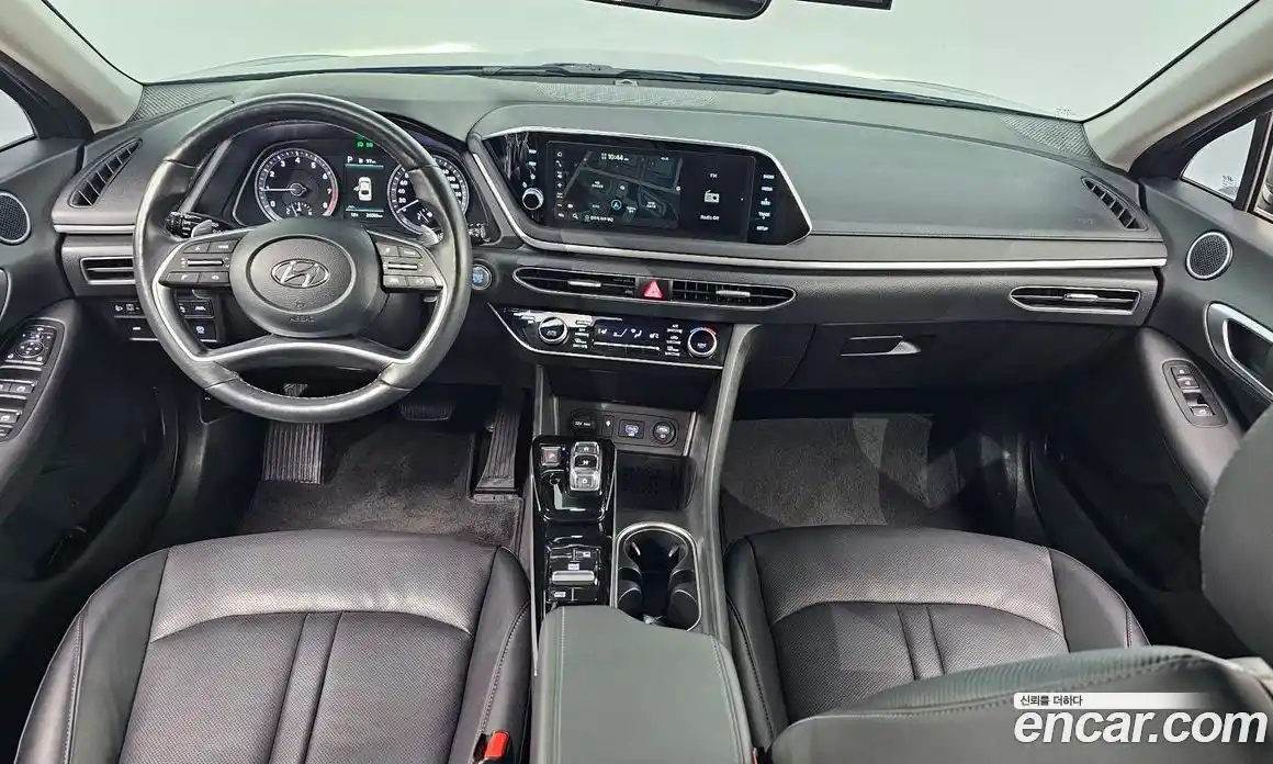 Hyundai Sonata 2023 2.0 Автомат в Москве № 714298, фото 7