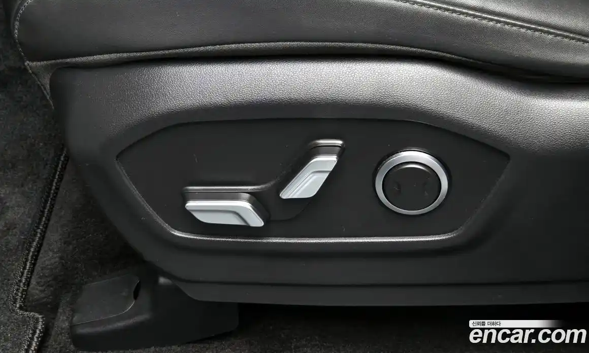 Hyundai Santa Fe 2024 2.5 Автомат в Москве № 714364, фото 16