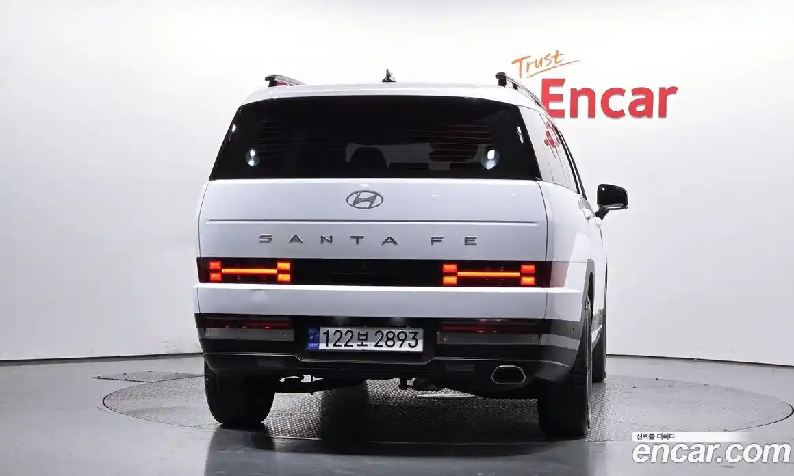 Hyundai Santa Fe 2024 2.5 Автомат в Москве № 714364, фото 3