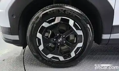 Hyundai Santa Fe 2024 2.5 Автомат в Москве № 714364, миниатюра 4