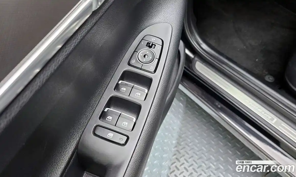 Hyundai Grandeur 2019 2.5 Автомат в Москве № 714628, фото 17