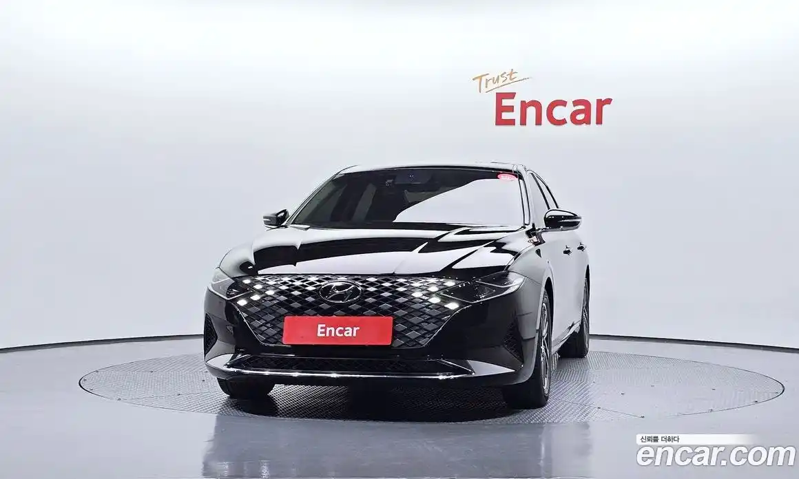 Hyundai Grandeur 2019 2.5 Автомат в Москве № 714628, фото 3